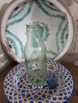 Bottiglie antiche in vetro