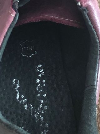 Zapatos de mujer burdeos con cremallera