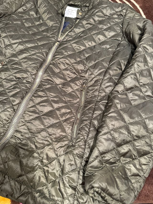 Chaqueta acolchada verde militar Talla M