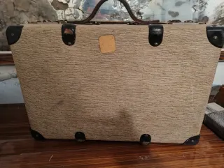 Maleta vintage beige y negra