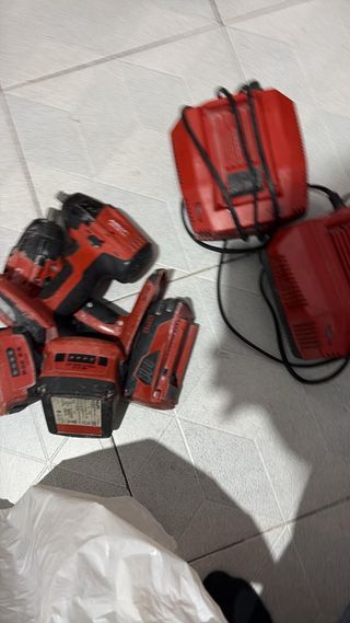 Cargadores Hilti Rojos