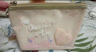 Neceser Once upon a time con corazones