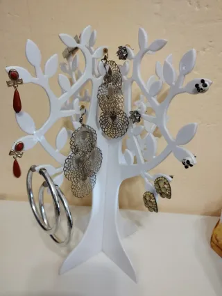 Pendientes de coral y tono oro