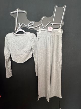 Conjunto chándal gris