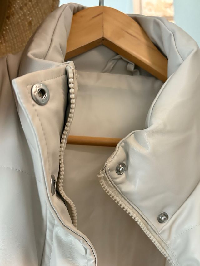 Chaqueta bomber beige talla M