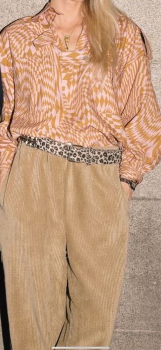 Blusa camisera con dibujo óptico