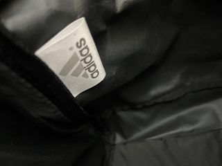 Bolsa deportiva Adidas negra