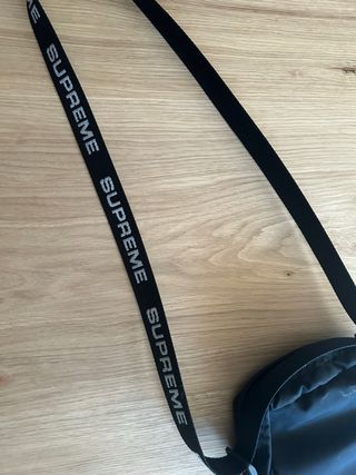 Shoulder bag Supreme Negro FW22
