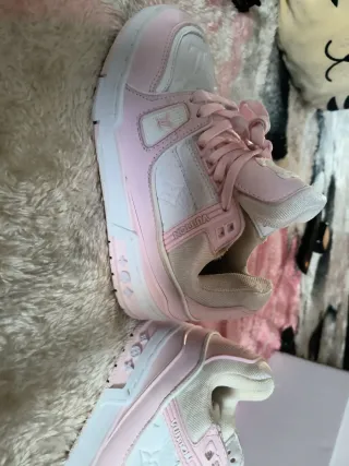 Zapatos Louis Vuitton Niña Rosa y Blanco
