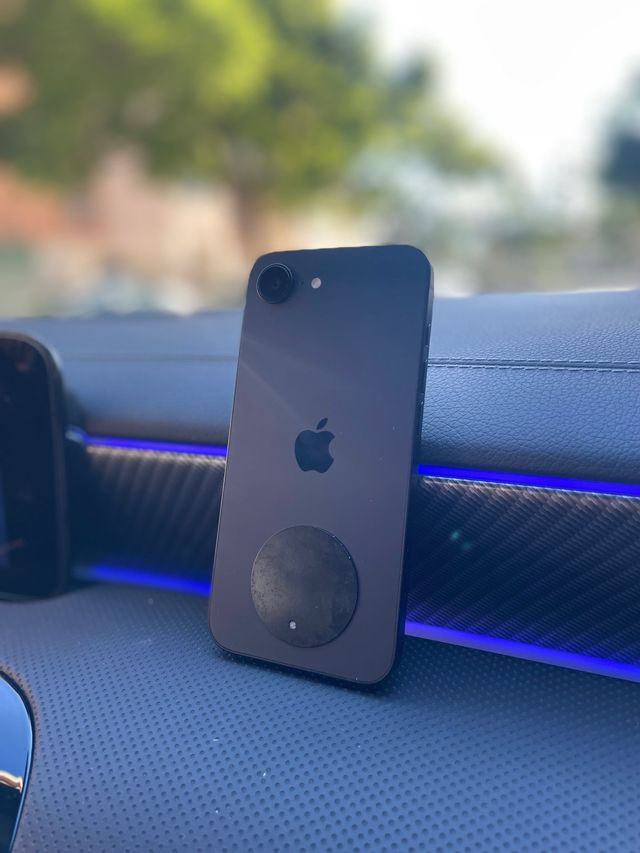 iPhone 16e Negro