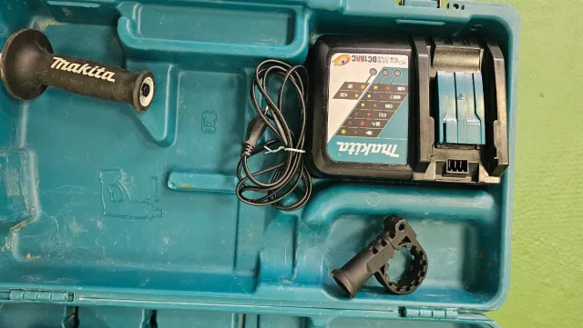 Makita DHR202 LXT 18V 5.0Ah