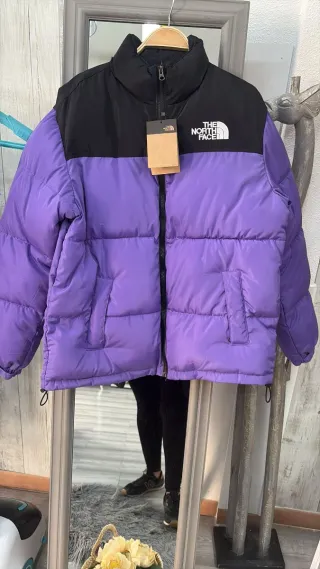 Abrigo The North Face 700 Morado y Negro