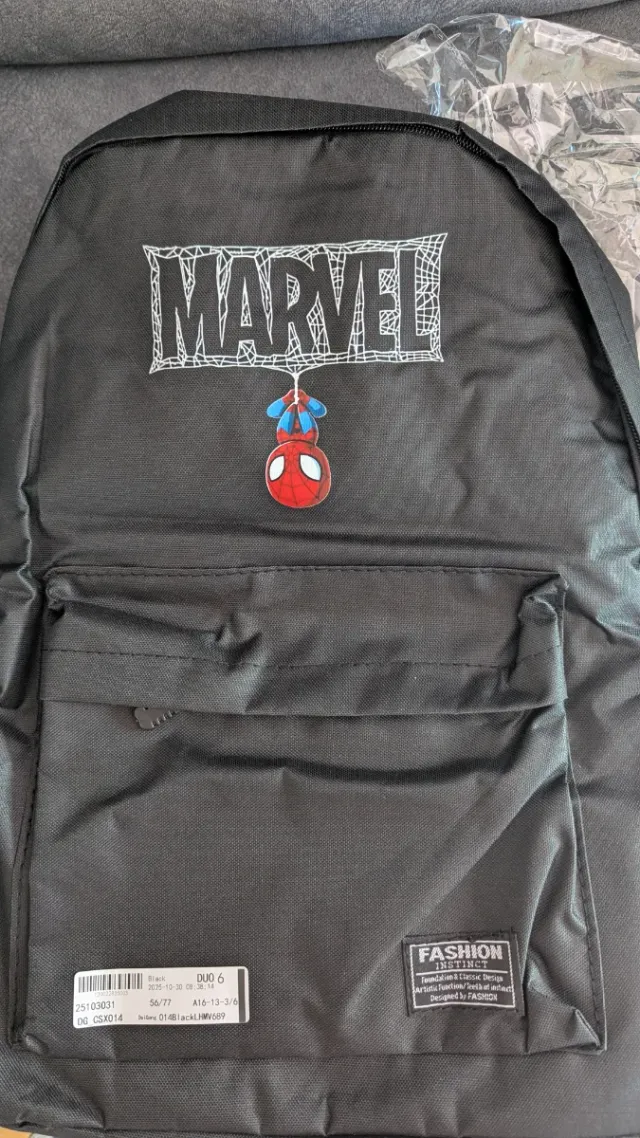 Mochila Spiderman Marvel Negra nueva