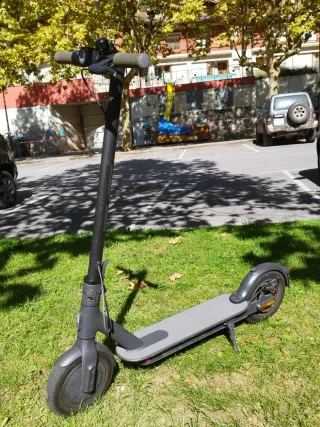 Patinete Xiaomi Essential Negro