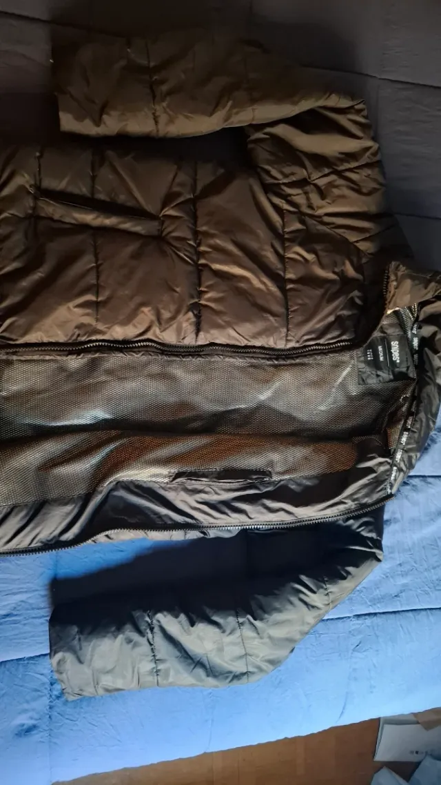 Abrigo Snipes Negro/Marrón