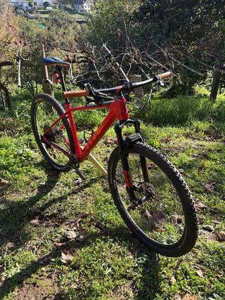 Bicicleta Cube Reaction C62