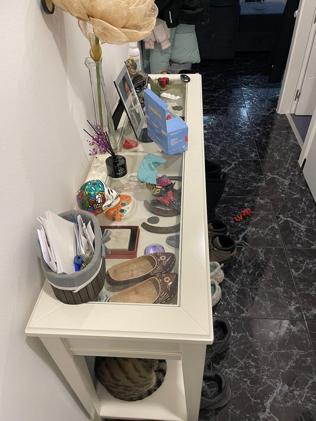 Mesa consola recibidor blanca y cristal
