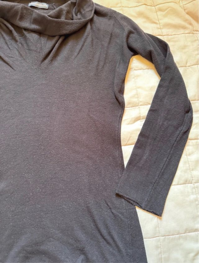 Maglione nero collo alto