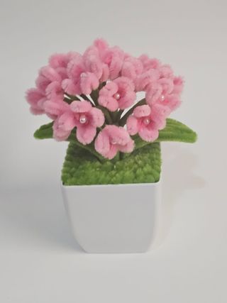 Vasetto fiori rosa artificiali