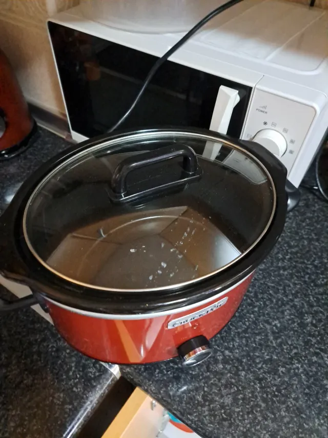 Olla de cocción lenta Crock-Pot roja
