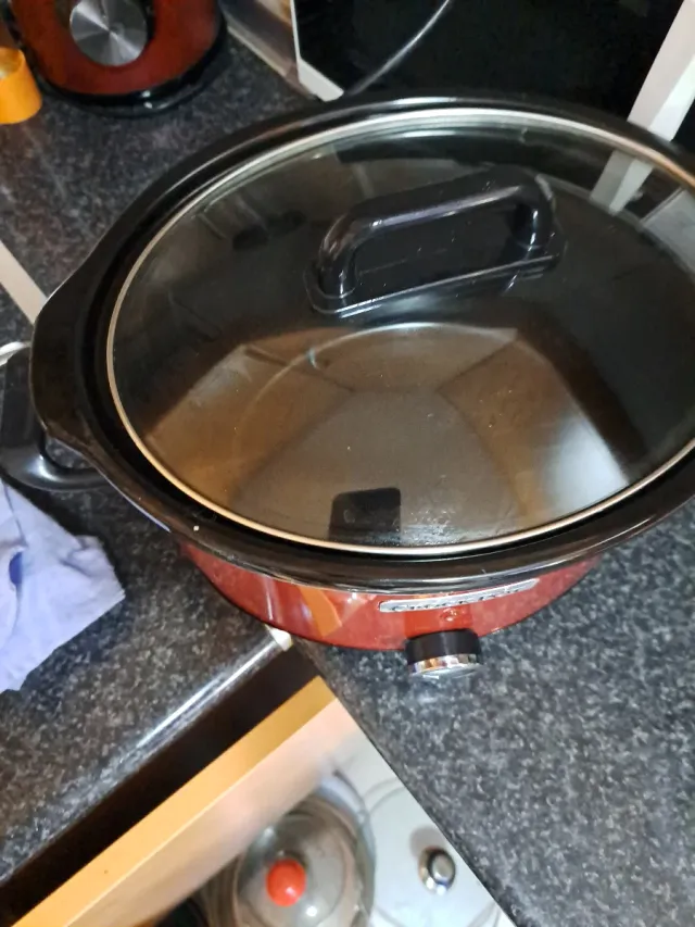 Olla de cocción lenta Crock-Pot roja