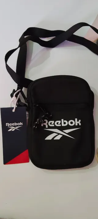 Bandolera Reebok Negra