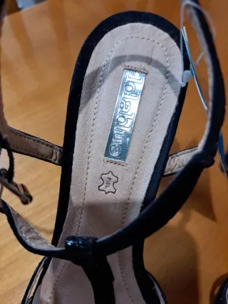 Zapatos de vestir sandalias Lola Blue negros