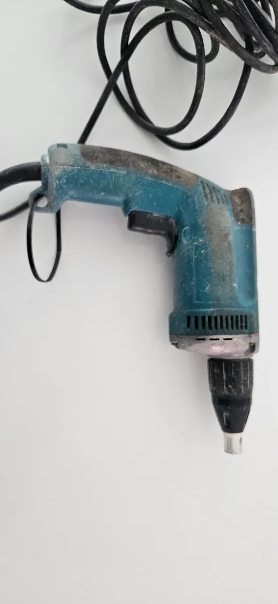 Taladro Pladur Makita