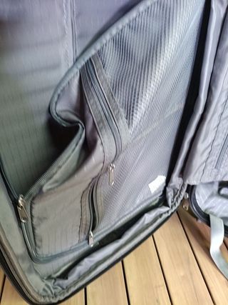 Amazon Basics Maleta de Cabina Rígida Expandible