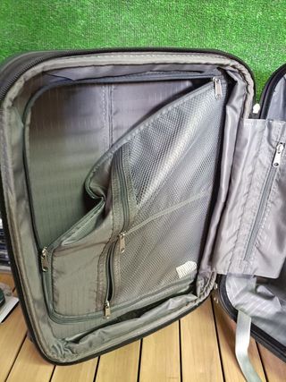 Amazon Basics Maleta de Cabina Rígida Expandible