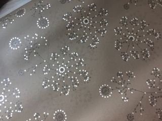 Papel pintado Vymura y Wilko