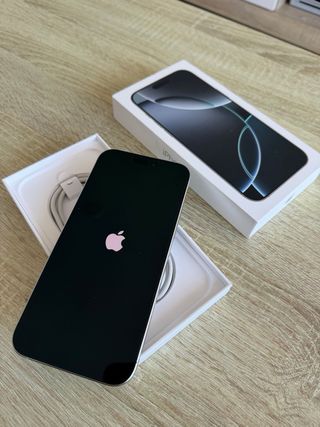 iPhone 16 Pro Max Blanco Titanio 256GB