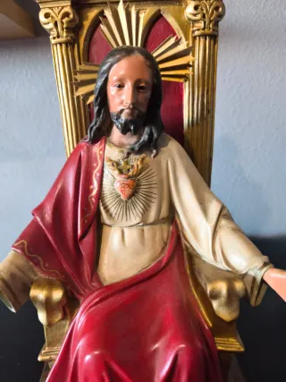 Sagrado Corazón de Jesús Entronizado Olot 54 cm