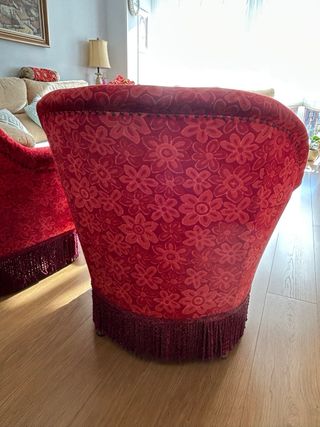 2 Poltroncine Vintage Rosse con Imbottitura in Piume