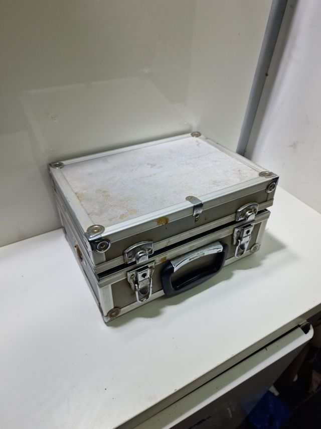 Maleta Rígida de Alumínio Reforçado