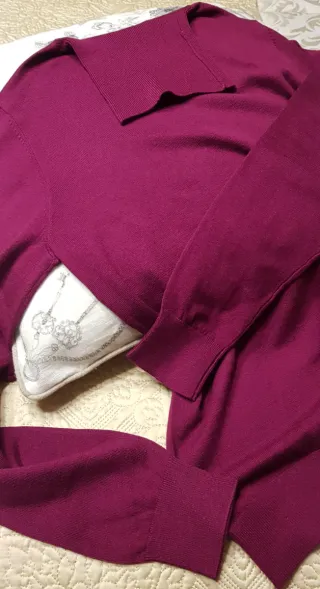 Jersey granate cuello vuelto