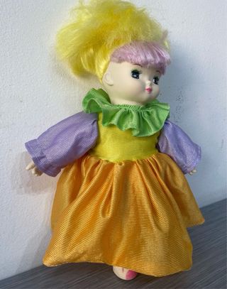 Bambola vintage arcobaleno