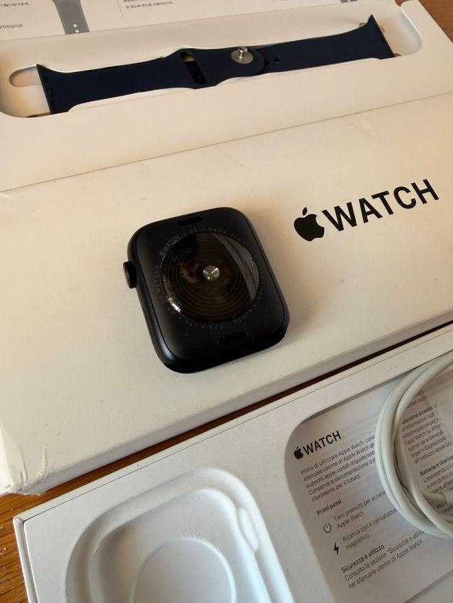 Apple Watch SE (2ª Gen) 44mm CEL // 100% batería
