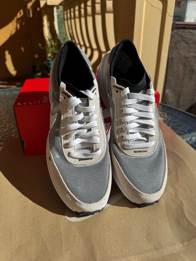 Nike Waffle One Mujer Beige/Gris