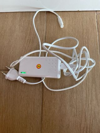 Hoverboard con diseño graffiti con cargador