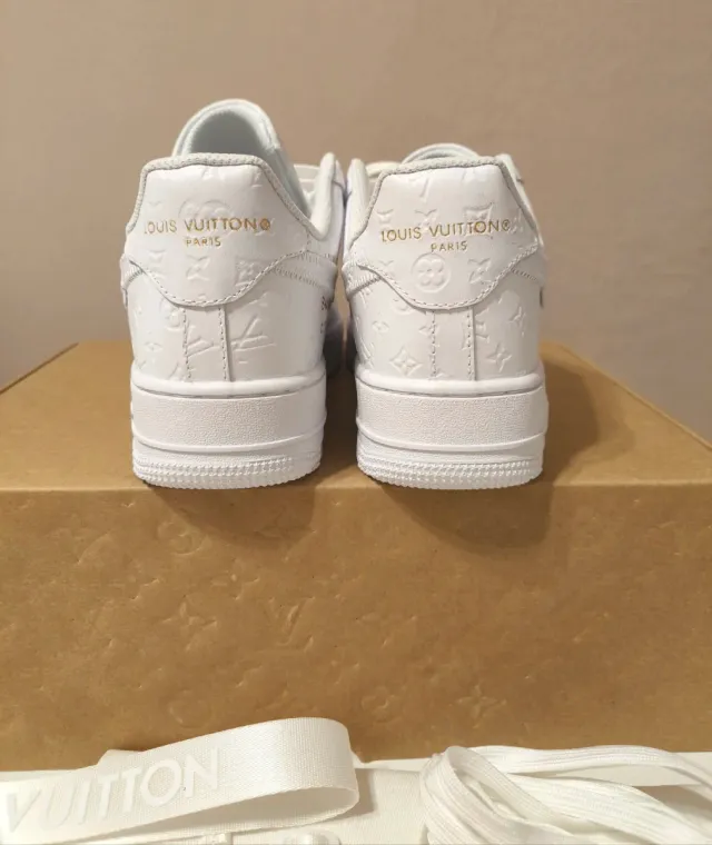 Air Force Vuitton nuove 44