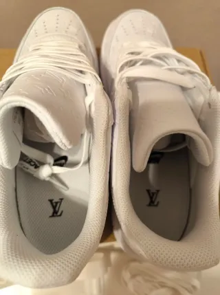 Air Force Vuitton nuove 44