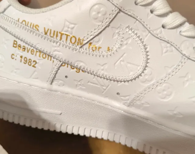 Air Force Vuitton nuove 44