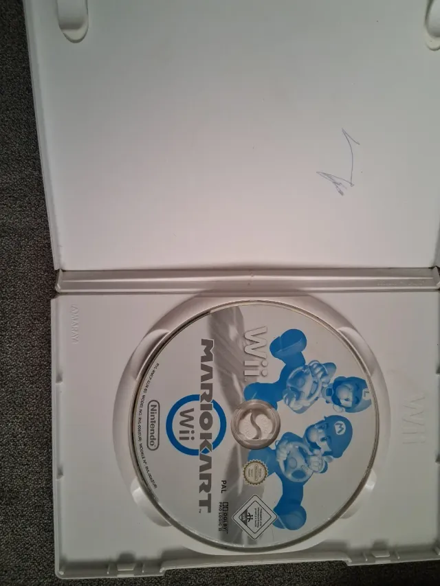 Mario Kart Wii + 2 Volantes Wii