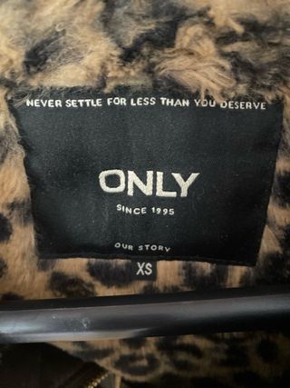 Abrigo Parca ONLY verde