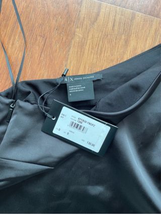 Vestido negro asimétrico