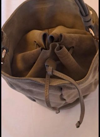 Borsa Coccinelle secchiello scamosciato