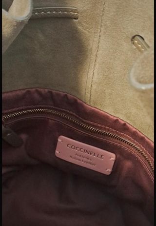 Borsa Coccinelle secchiello scamosciato