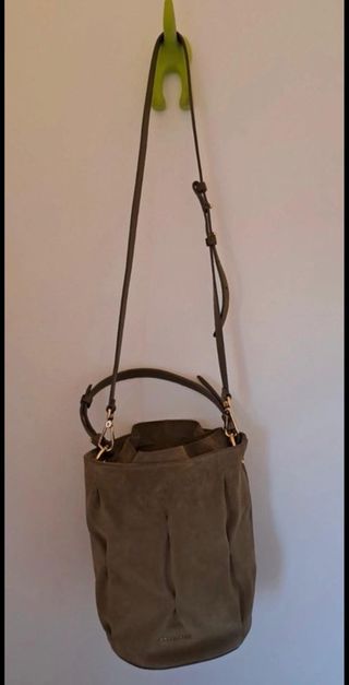 Borsa Coccinelle secchiello scamosciato