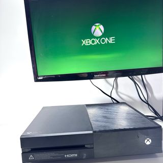 Console Xbox One 500GB Microsoft Nero con cavi